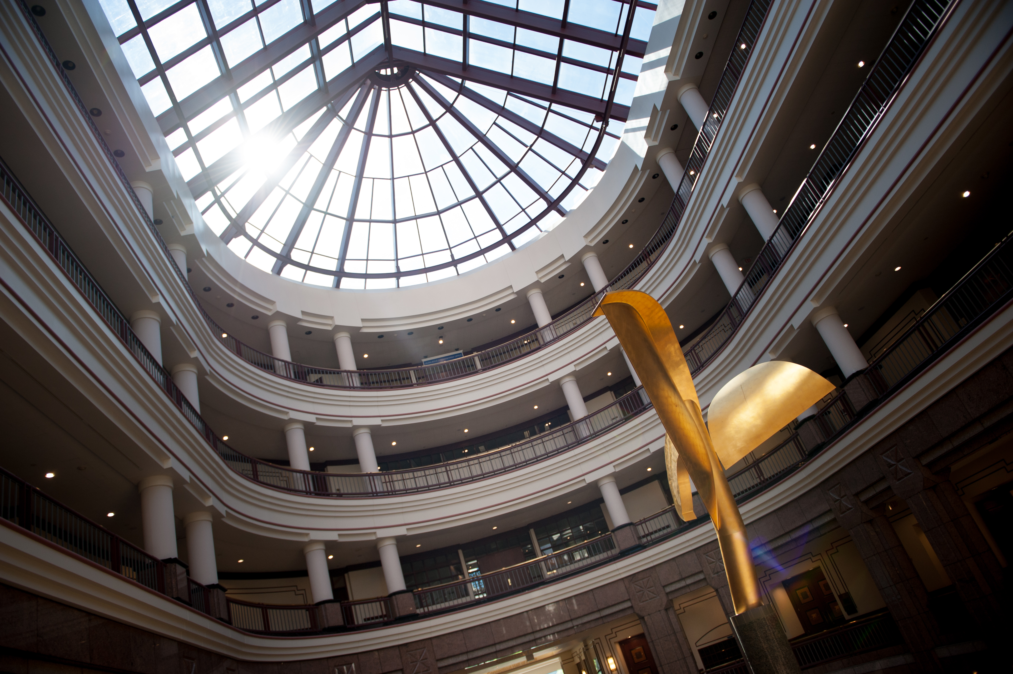 Photo of inside of State Capital Building in Hartford