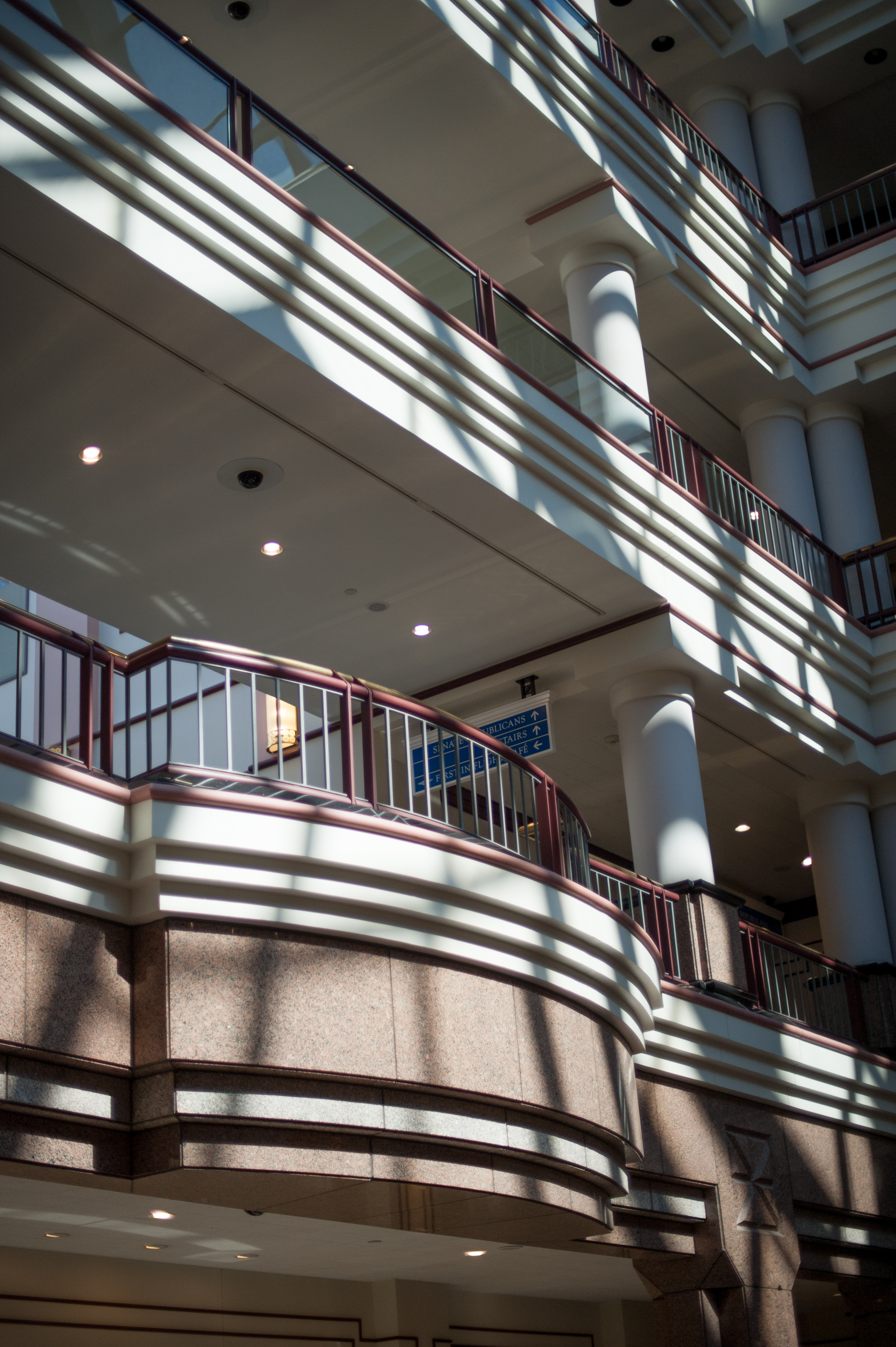 Photo of inside of State Capital Building in Hartford