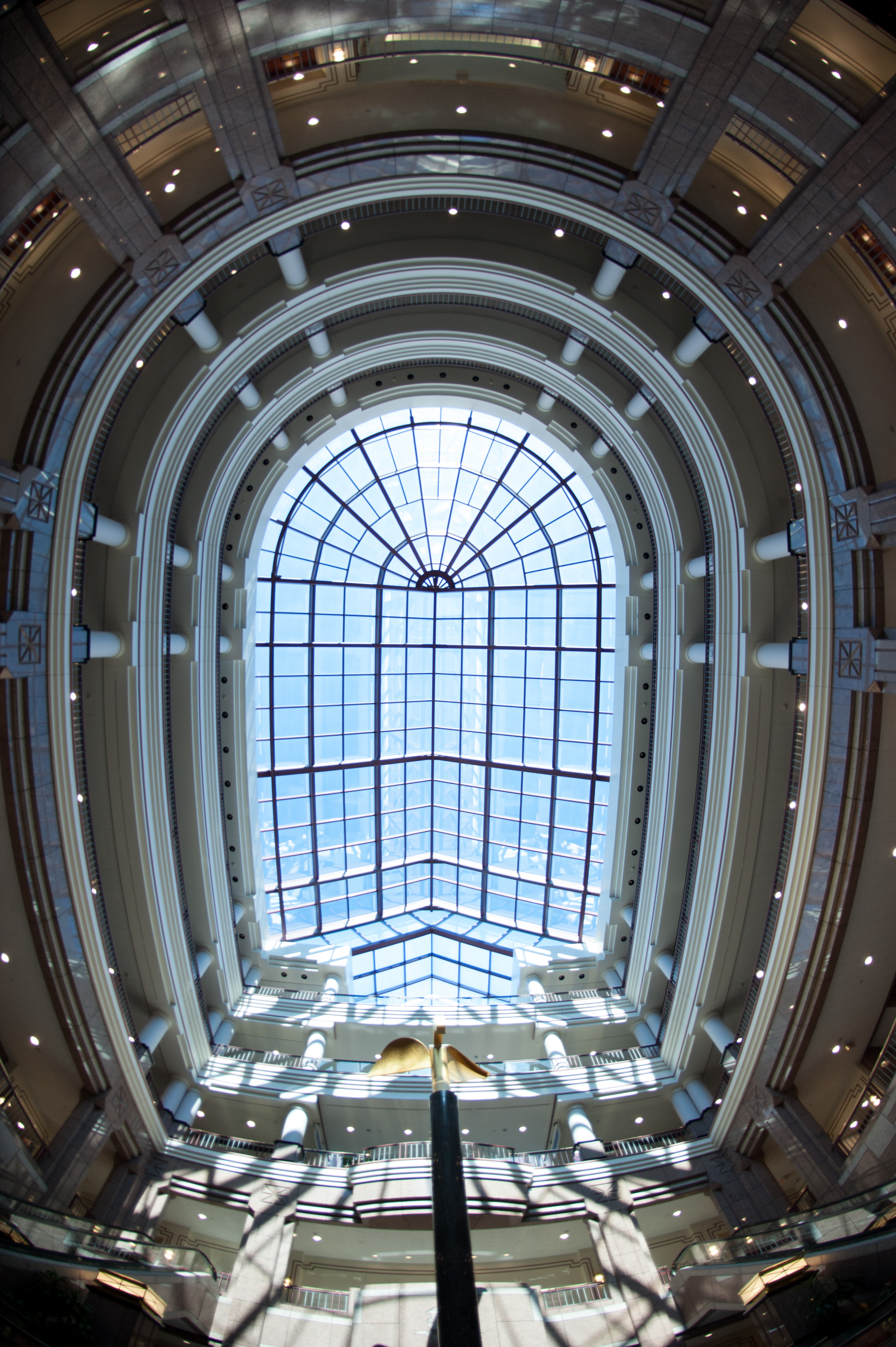 Photo of inside of State Capital Building in Hartford