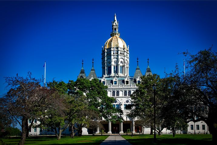Photo of Connecticut State Capital Building in Hartford